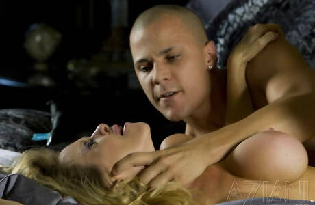 Aziani invite you to explore a free photos with Dyanna Lauren in xxx sex scene