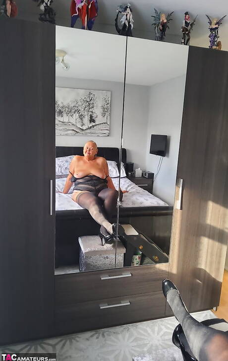 TAC Amateurs invites you to browse their xxx photos with Valgasmic Exposed xxx gallery 273565