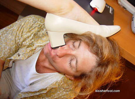 Kiss Her Foot invite you to explore xxx pics with girl in her twenties in female domination porn